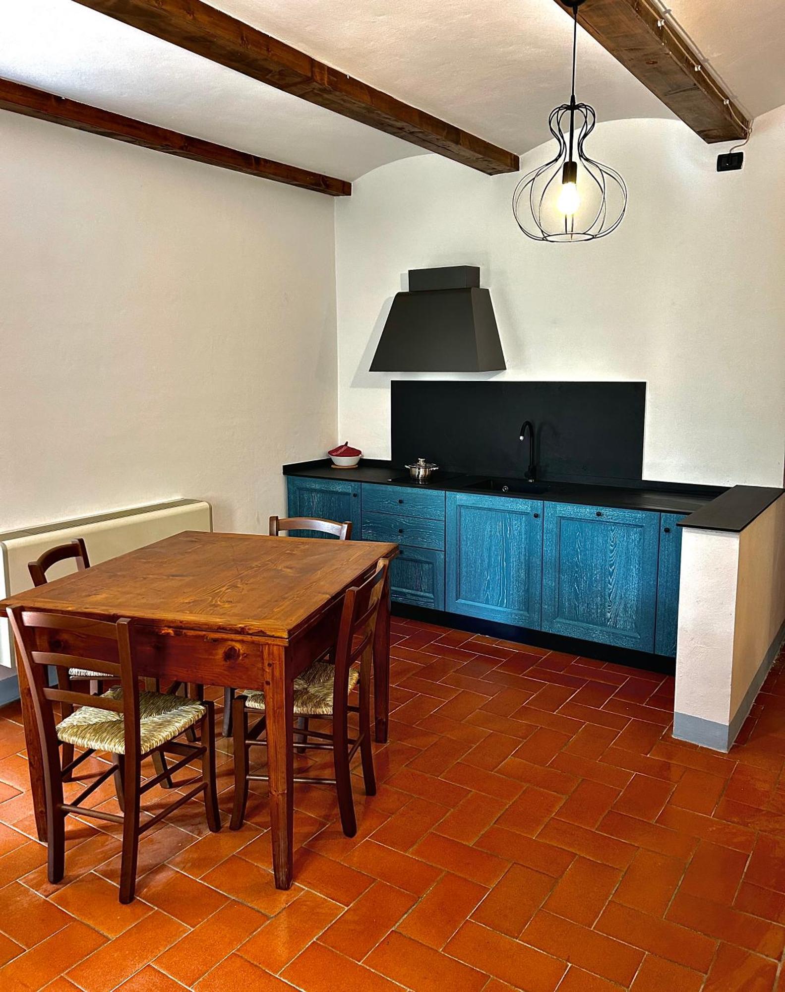 Mucellena Aparthotel